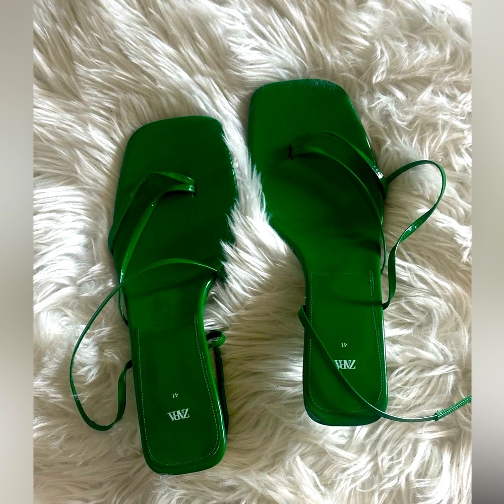 ZARA- Green Sandals size 11